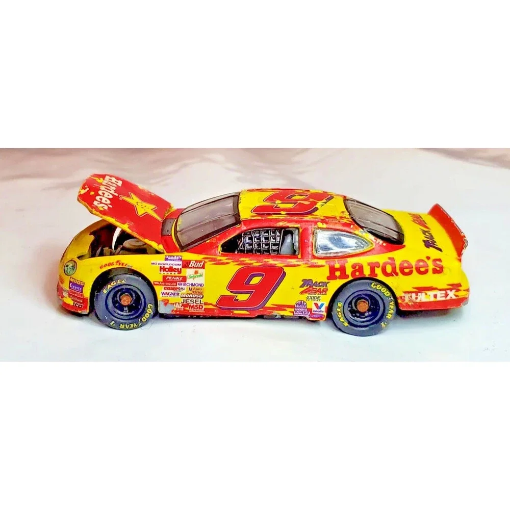 1999 Jeff Burton #9 Hardee’s Racing 1:64 Diecast Car – Loose –NASCAR Collectible